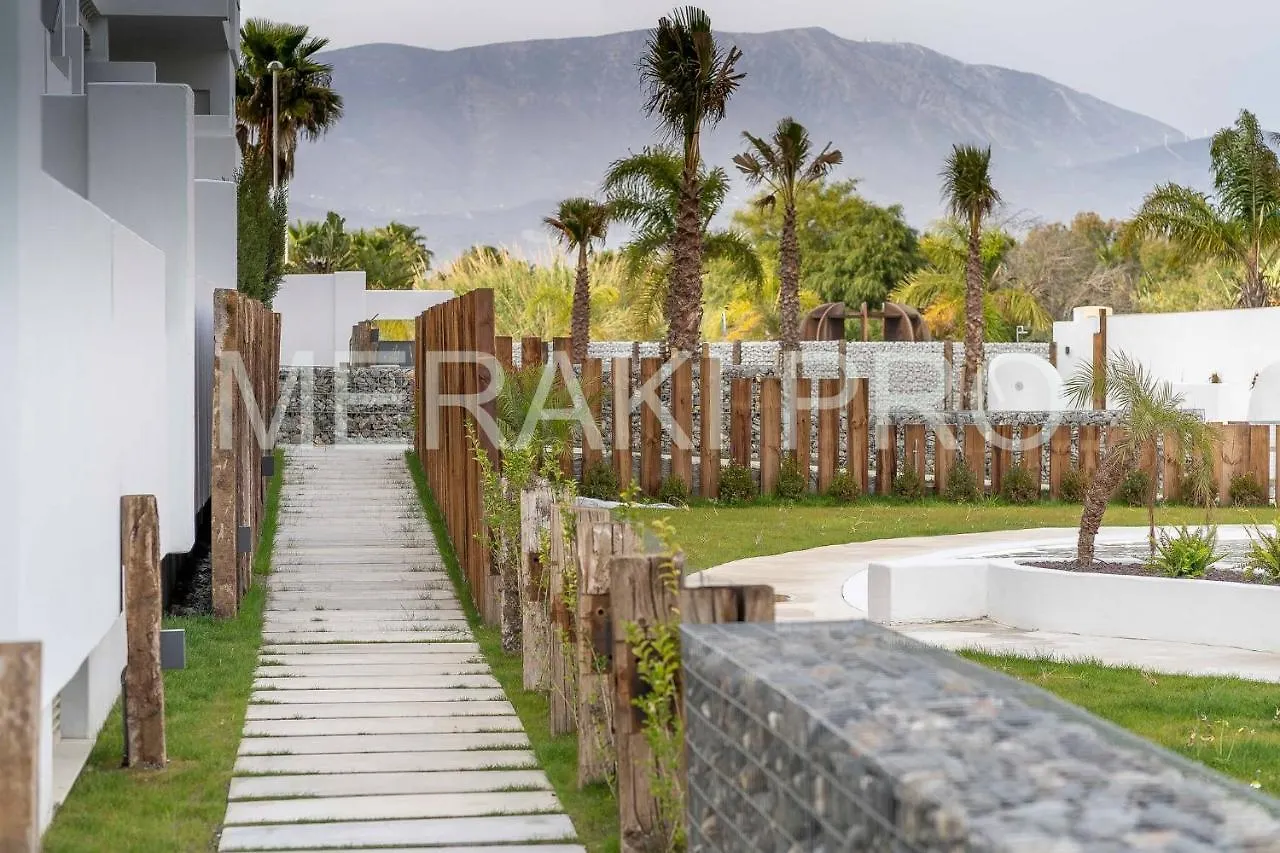 Apartment Playa Granada, Piso En Urbanizacion Nueva 6 Pax Beach, Golf, Ski,Sun Motril