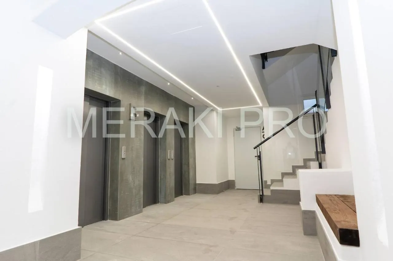 Apartment Playa Granada, Piso En Urbanizacion Nueva 6 Pax Beach, Golf, Ski,Sun Motril