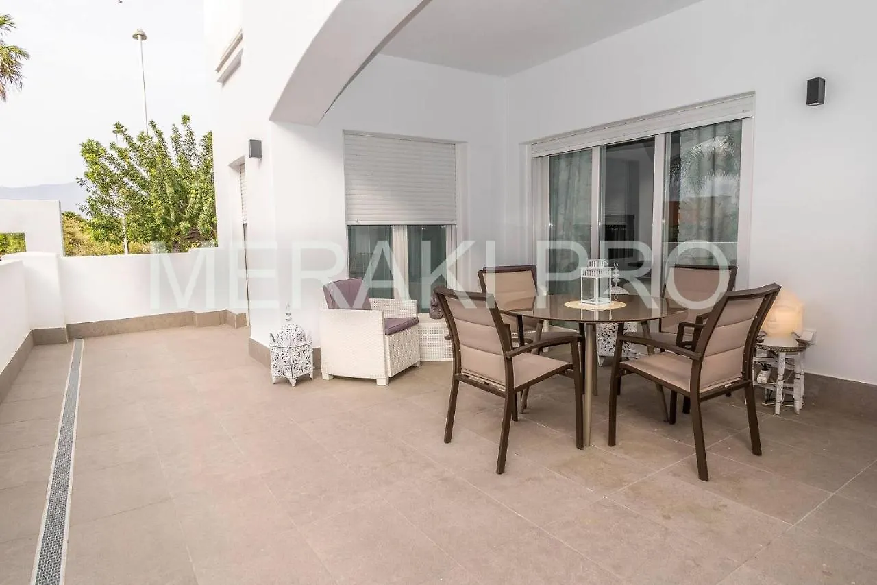 Apartment Playa Granada, Piso En Urbanizacion Nueva 6 Pax Beach, Golf, Ski,Sun Motril