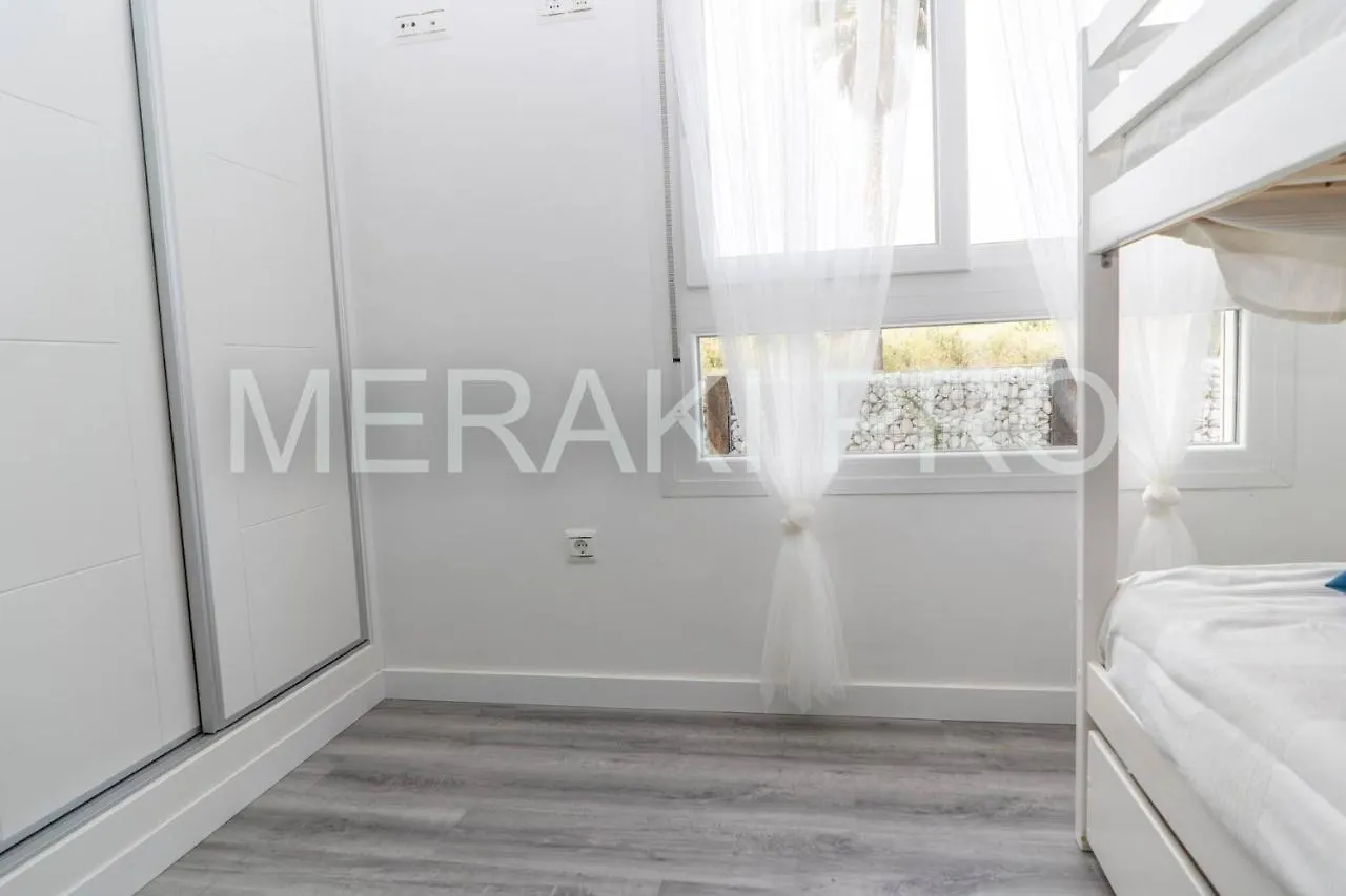 Apartment Playa Granada, Piso En Urbanizacion Nueva 6 Pax Beach, Golf, Ski,Sun Motril
